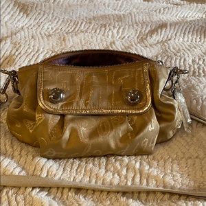 Coach poppy seed collection small purse!